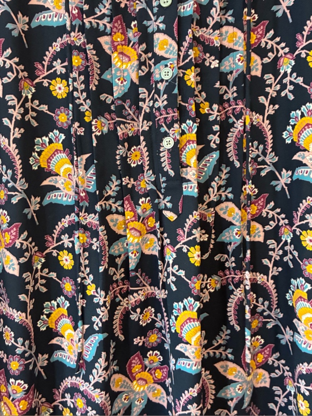 LOFT FLORAL PLEATED BUTTON DOWN LONG SLEEVE BLOUSE, MEDIUM - Picture 4 of 7